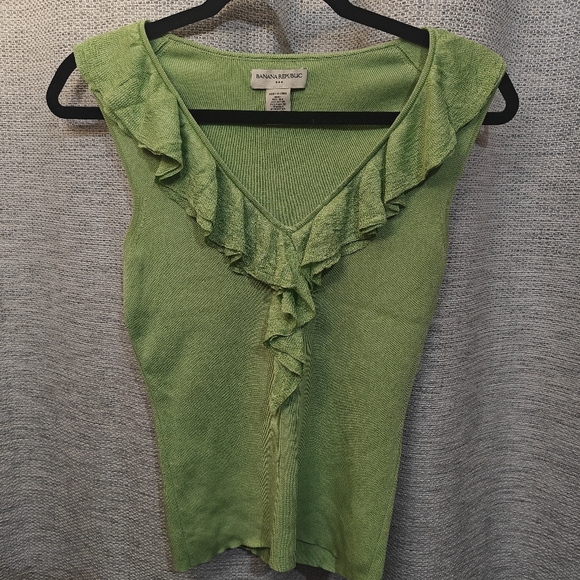 Banana Republic Tops - Silk Blend Green Banana‎ Republic Tank